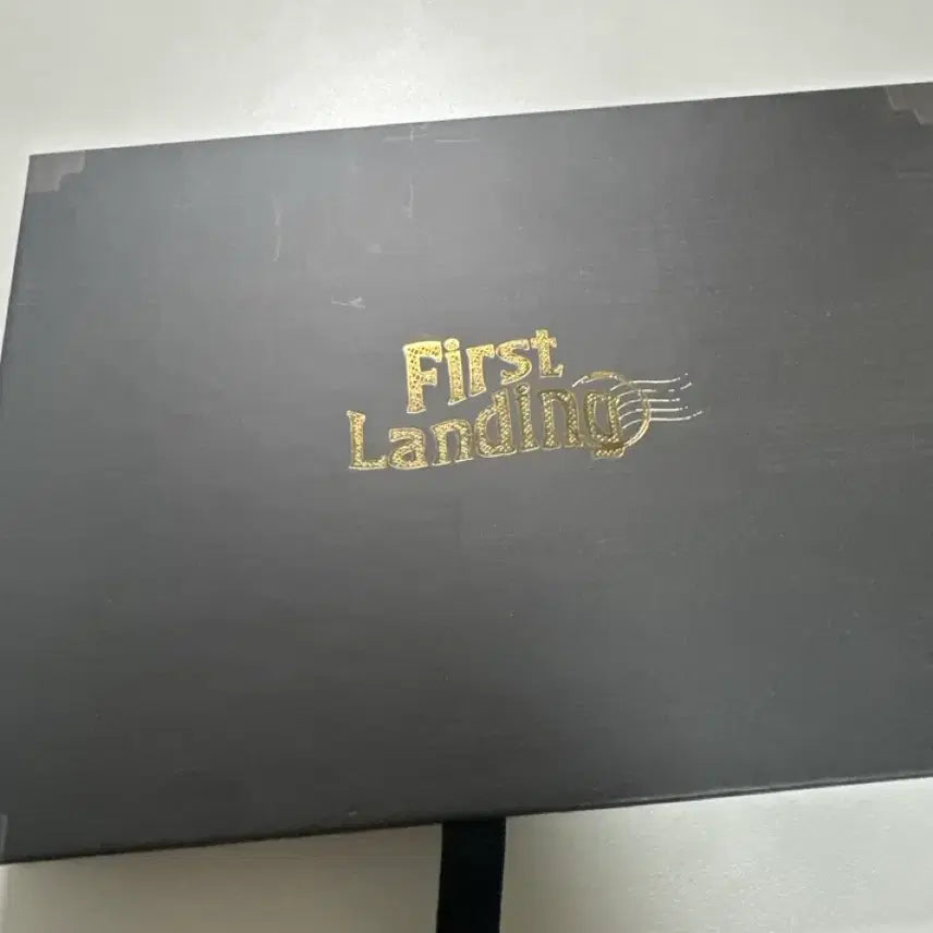[BUNJANG] LUCY First Landing Yechan Photocard / 루시 퍼스트랜딩 포카 예찬