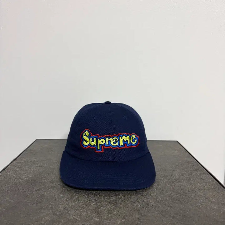 [BUNJANG] Supreme 6-Panel Gons Logo Cap Navy / (OS) 슈프림 6패널 볼캡 모자 곤즈 로고 네이비