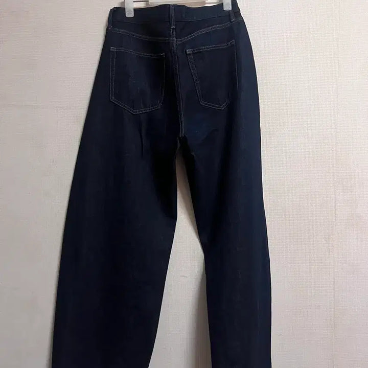 [SOLD OUT] [28] 유니클로 배기커브진
