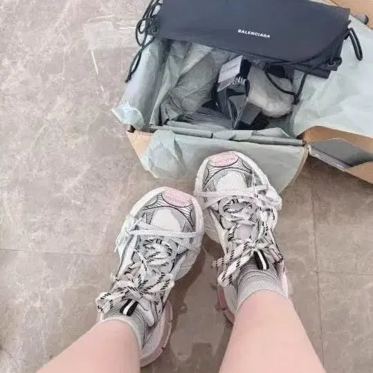 [SOLD OUT] 발렌시아가 여성운동화 사이즈230mm36
