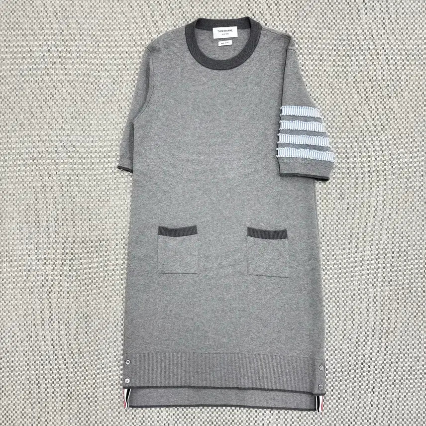 [BUNJANG] Thom Browne Diagonal Stripe Armband Dress / [42]톰브라운 사선완장 원피스