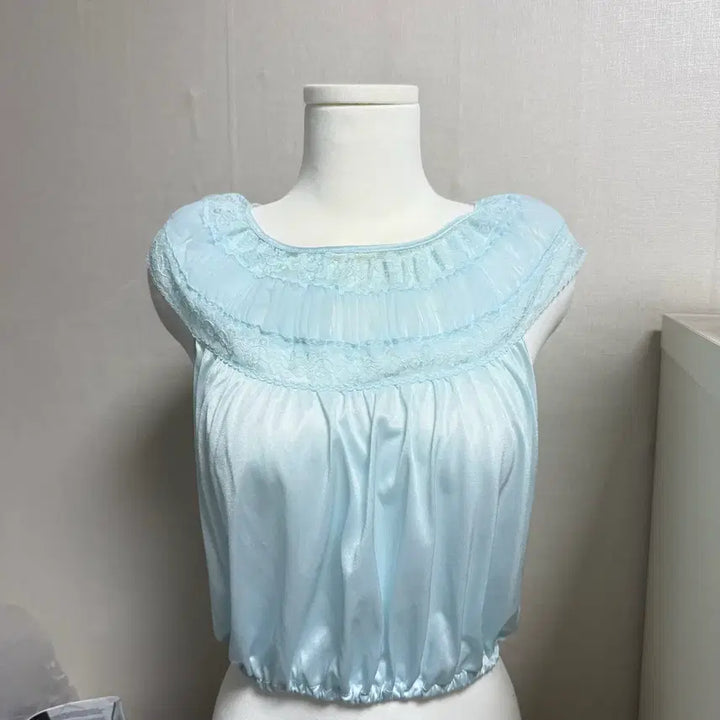 [SOLD OUT] (평일 할인) 몬니 리폼탑 엔느빈티지 소라 레이어드 레이스 슬립탑