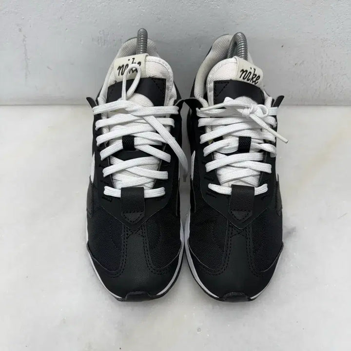 [BUNJANG] Nike Air Max Pre-Day Sneakers / (250)나이키 운동화 맥스 프리데이