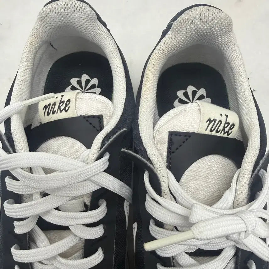 [BUNJANG] Nike Air Max Pre-Day Sneakers / (250)나이키 운동화 맥스 프리데이