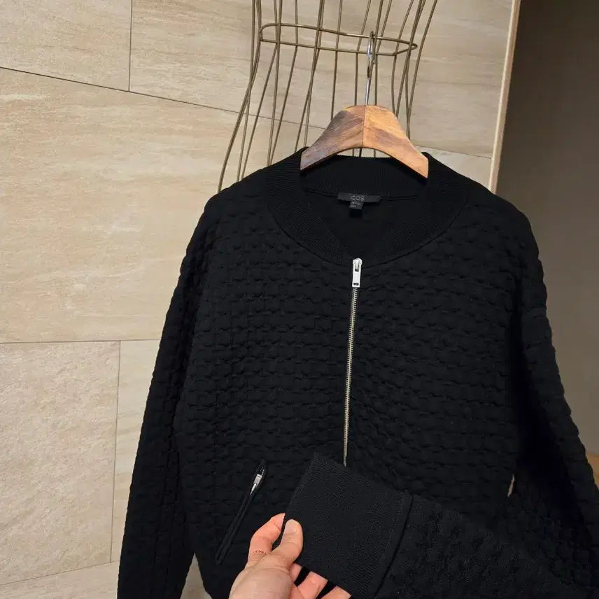 [BUNJANG] COS Textured Bomber Jacket / [s] COS 코스 텍스쳐 여성 봄버 자켓