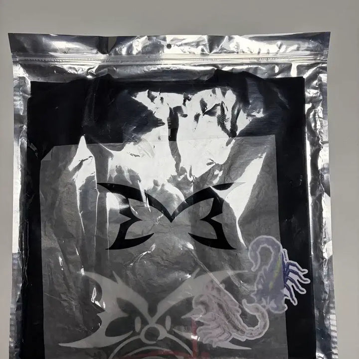 [SOLD OUT] (M) MERTRA x Slawn 티셔츠 블랙