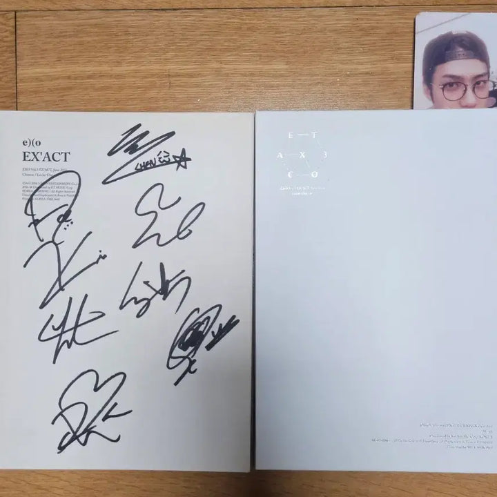[BUNJANG] EXO Exact Official Album (White Ver.) Signed / [비매/새상품]EXO EXACT 친필싸인 앨범(화이트)