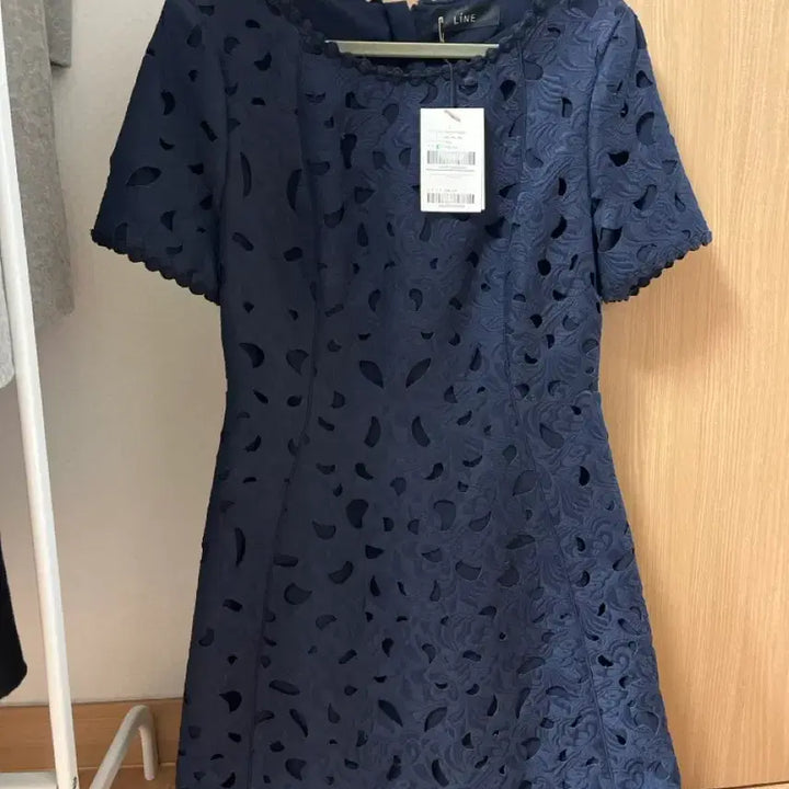 [BUNJANG] Line One-Piece Dress New / Line 원피스 새상품