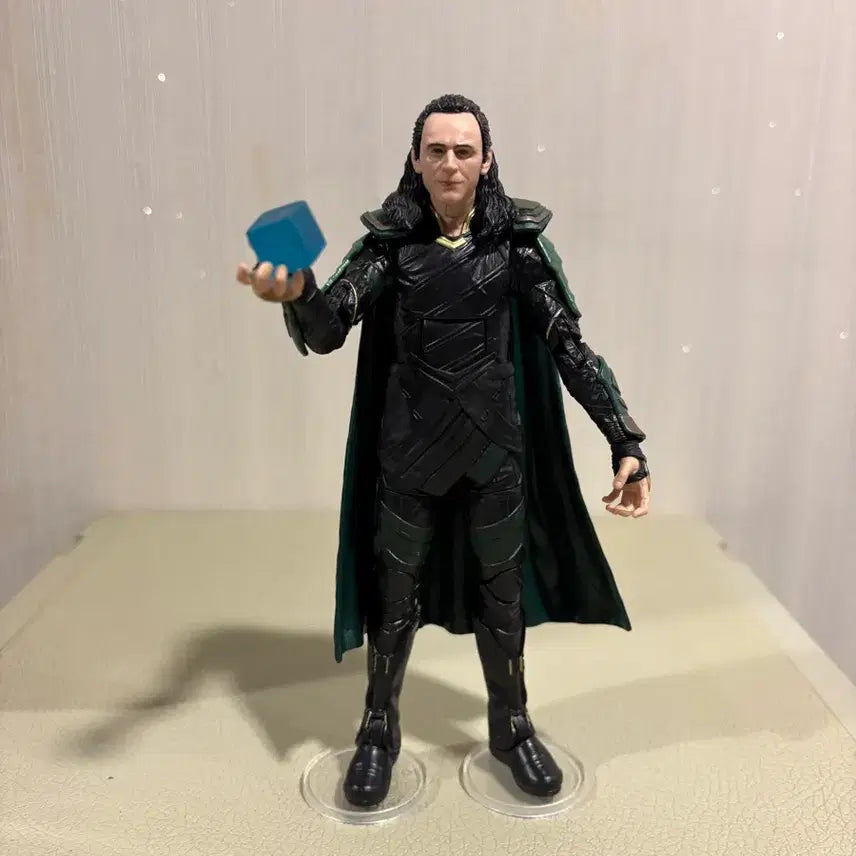 [BUNJANG] Marvel Legends Loki Action Figure / 마블레전드 로키