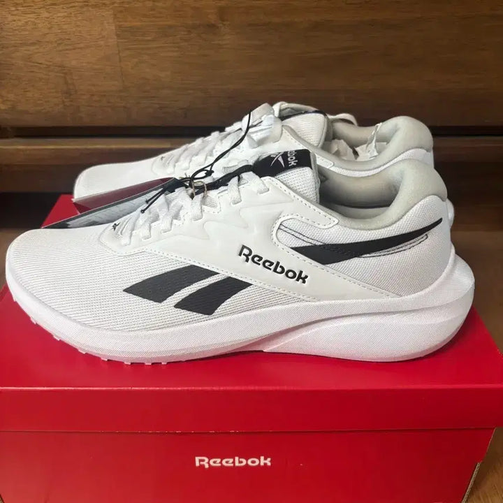 [BUNJANG] Reebok White Sneakers / 리복 화이트 운동화 새상품 박스채