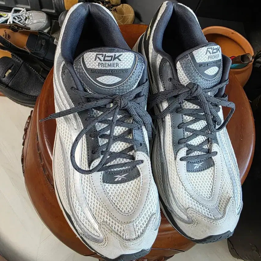 [BUNJANG] Reebok x Liful Premier Pump Paris Sneakers (Size 270) / 리복 x 라이풀 프리미어 펌프 파리 270