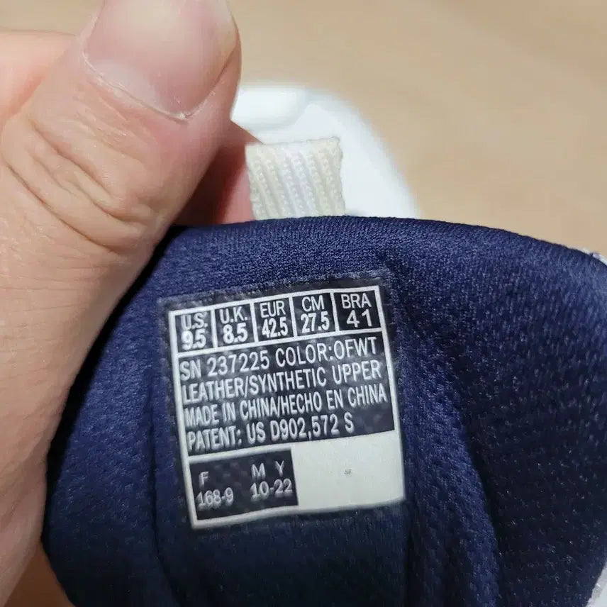 [BUNJANG] Skechers Delight 4.0 White Sneakers / 스케쳐스 딜라이트 4.0 운동화 275 화이트