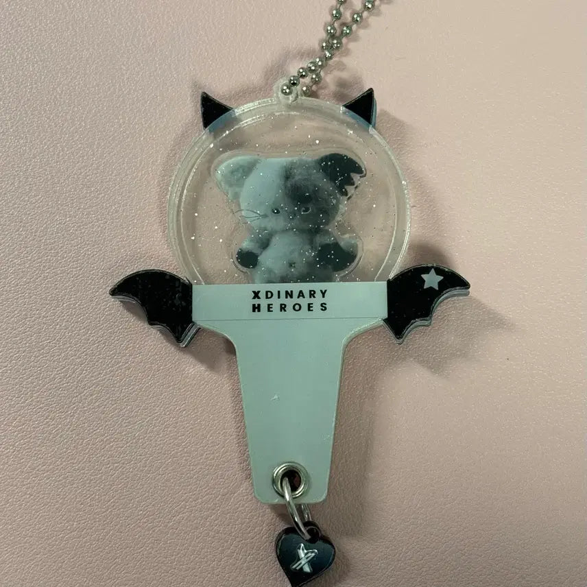 [BUNJANG] Xdinary Heroes Jungsu Acrylic Keyring / 엑스디너리히어로즈 엑디즈 뷰마콘 서울콘 응원봉 아크릴 키링 정수 냥듀