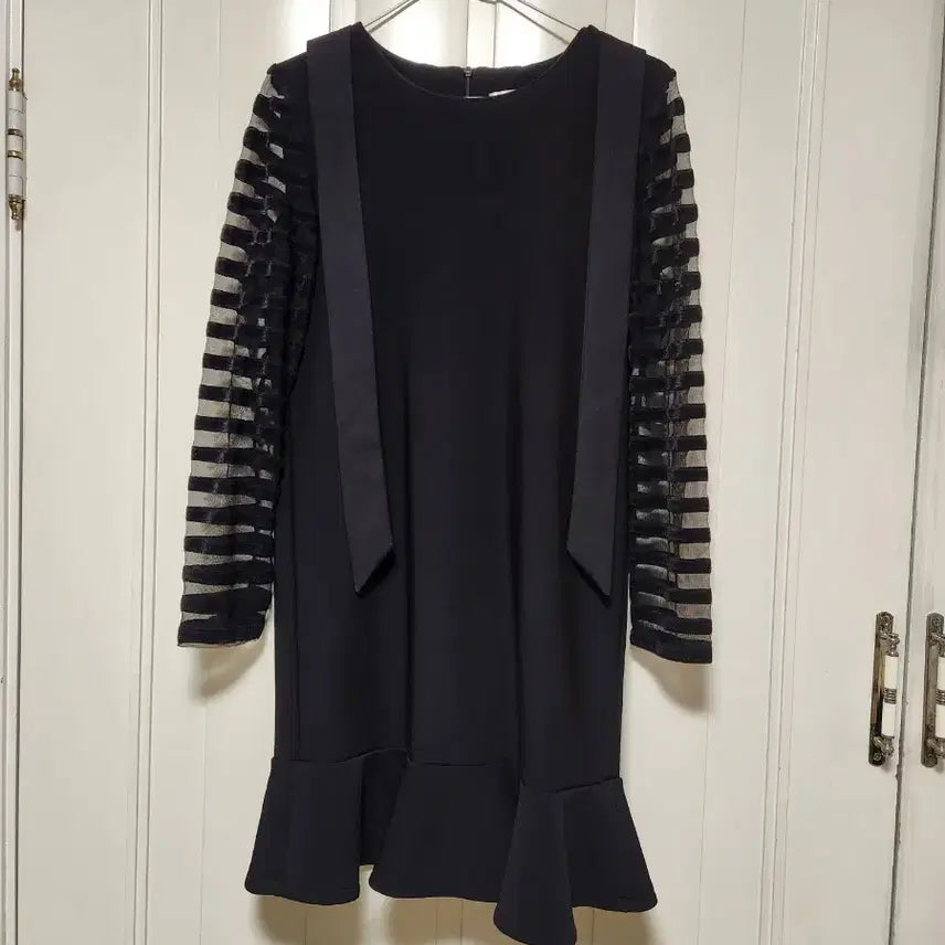 [BUNJANG] Black See-Through Mermaid Dress / 시스루 머메이드 원피스