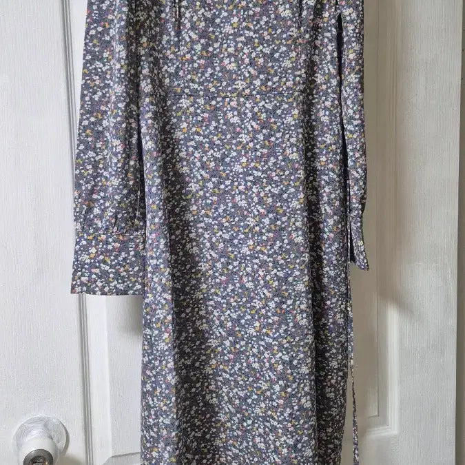 [BUNJANG] Floral Long Dress, Blue / 플라워 롱 원피스 잔꽃무늬 블루