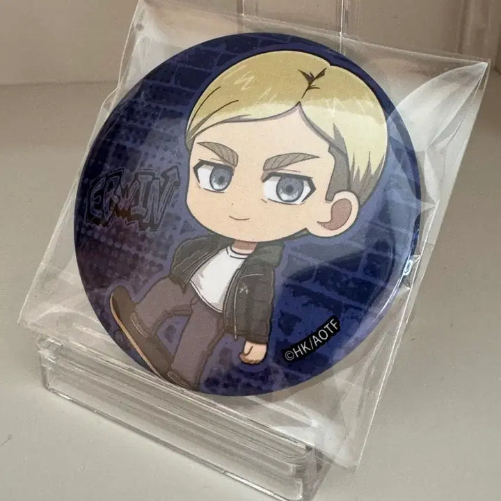 [BUNJANG] Attack on Titan Erwin Smith Can Badge / 진격의거인 엘빈 캔뱃지