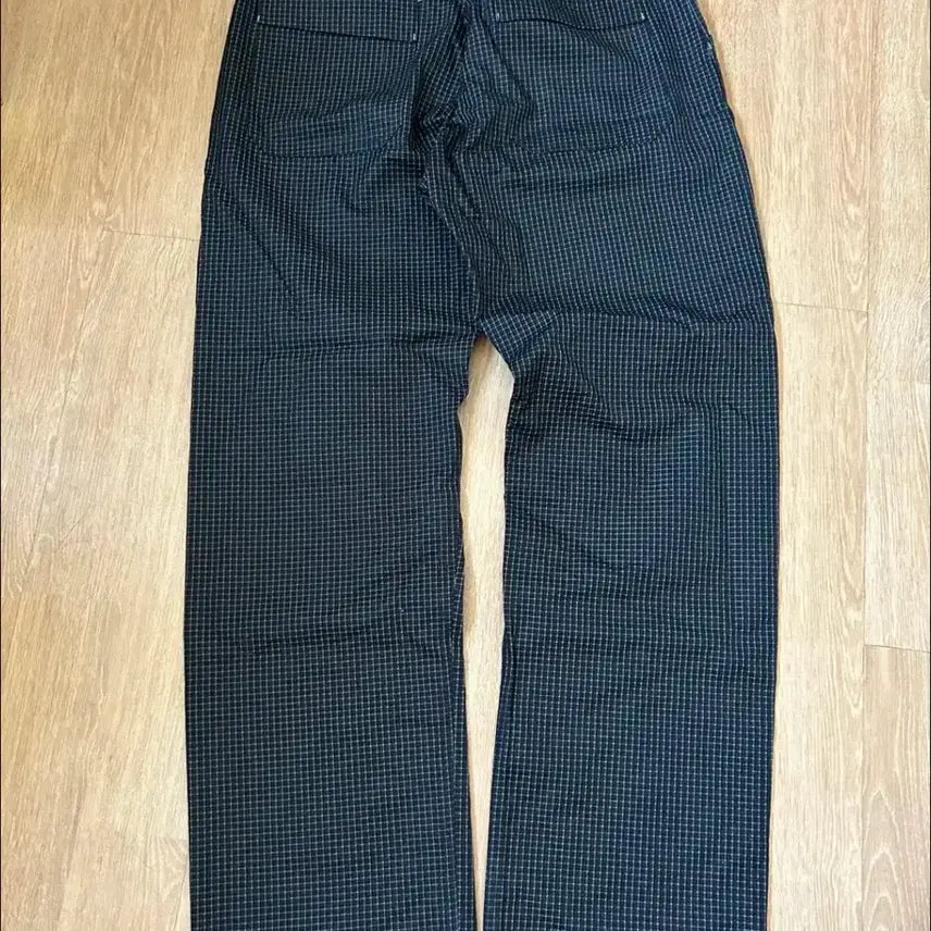 [SOLD OUT] 레이온 버트 fubar pants