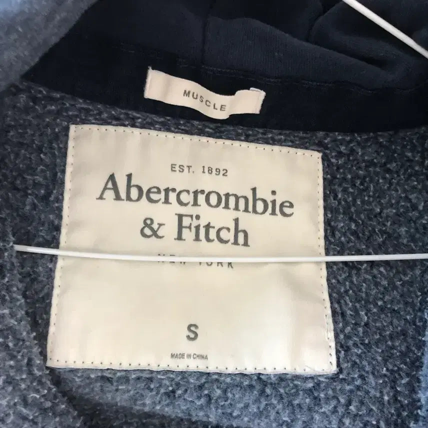 [BUNJANG] Abercrombie Hooded Zip-Up Jacket / 아베크롬비 후드집업