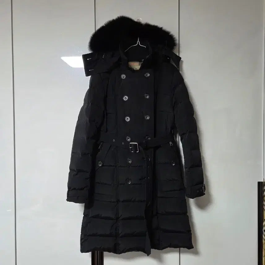 [BUNJANG] Burberry Black Fox Fur Belted Padded Coat / 정품 버버리 블랙 폭스퍼 벨티드 패딩 코트