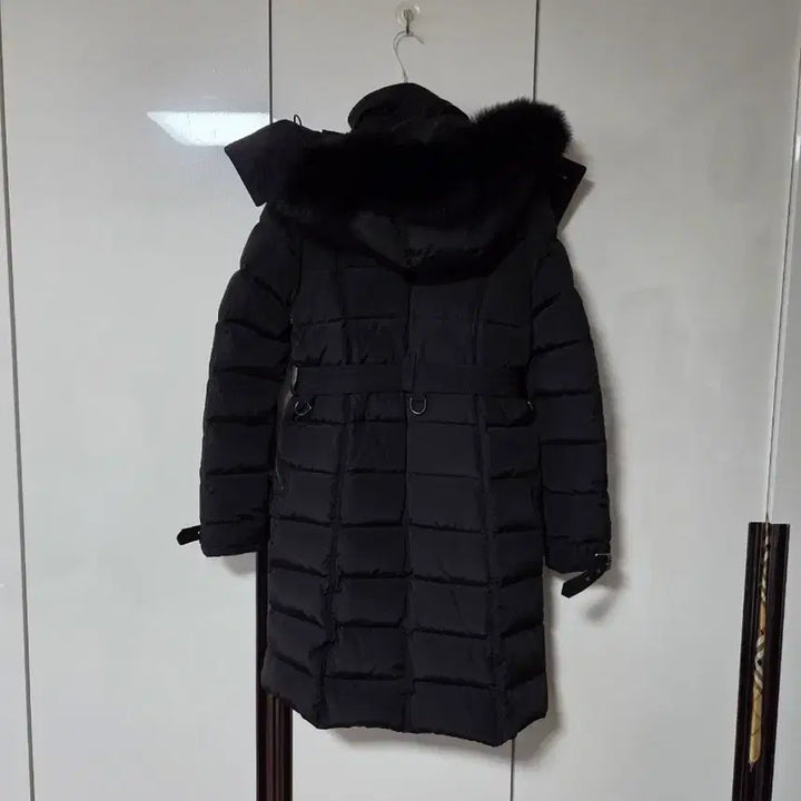 [BUNJANG] Burberry Black Fox Fur Belted Padded Coat / 정품 버버리 블랙 폭스퍼 벨티드 패딩 코트