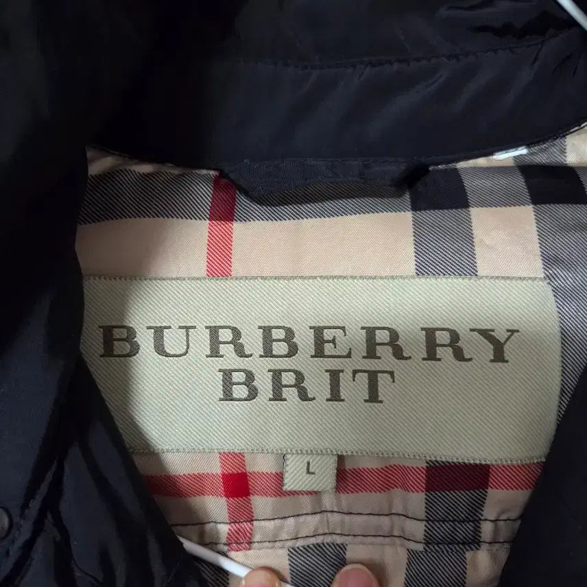 [BUNJANG] Burberry Black Fox Fur Belted Padded Coat / 정품 버버리 블랙 폭스퍼 벨티드 패딩 코트