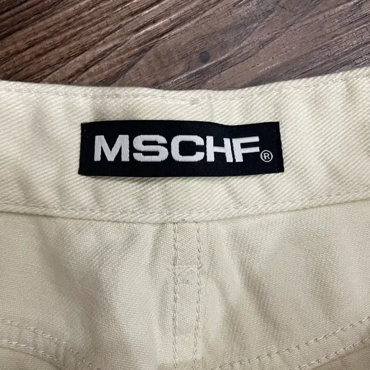 [BUNJANG] MSCHF Bermuda Pants Cream / 미스치프 버뮤다 팬츠 크림