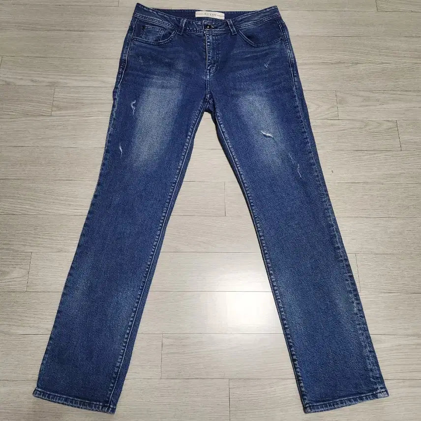 [SOLD OUT] (34)게스 남성 레귤러 테이퍼 데님팬츠