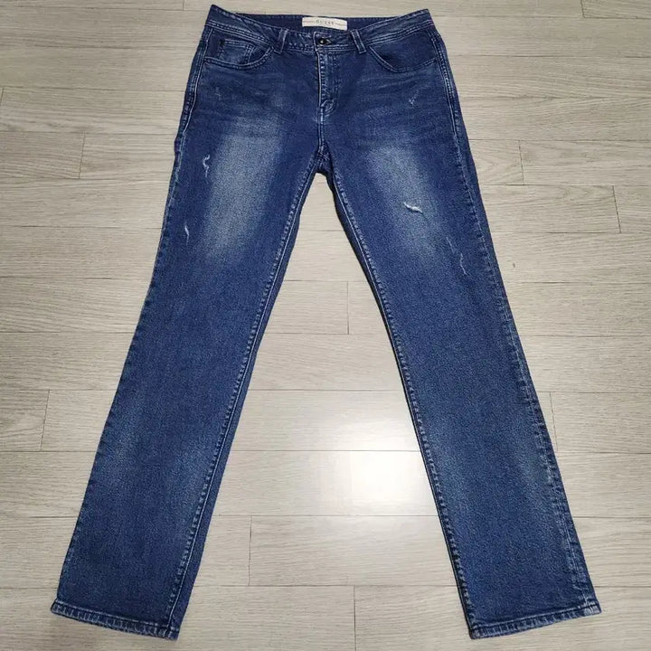 [SOLD OUT] (34)게스 남성 레귤러 테이퍼 데님팬츠