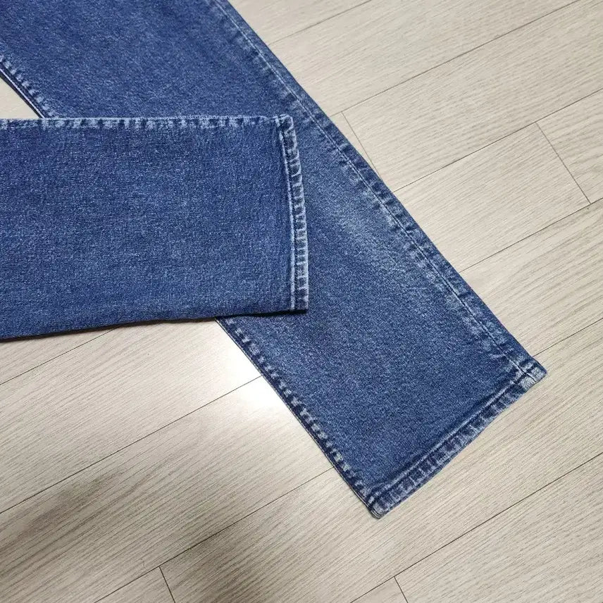 [SOLD OUT] (34)게스 남성 레귤러 테이퍼 데님팬츠
