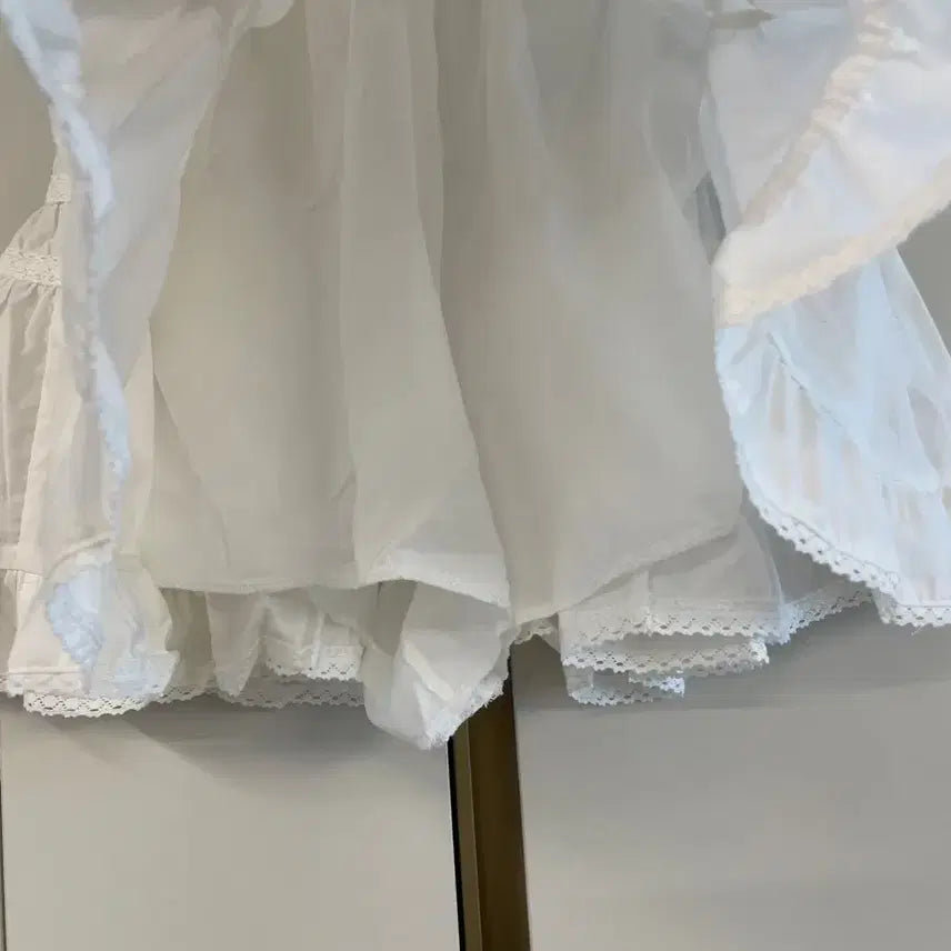 [BUNJANG] White Lace Mini Skirt / 화이트 레이스 캉캉 미니스커트(어제구입)