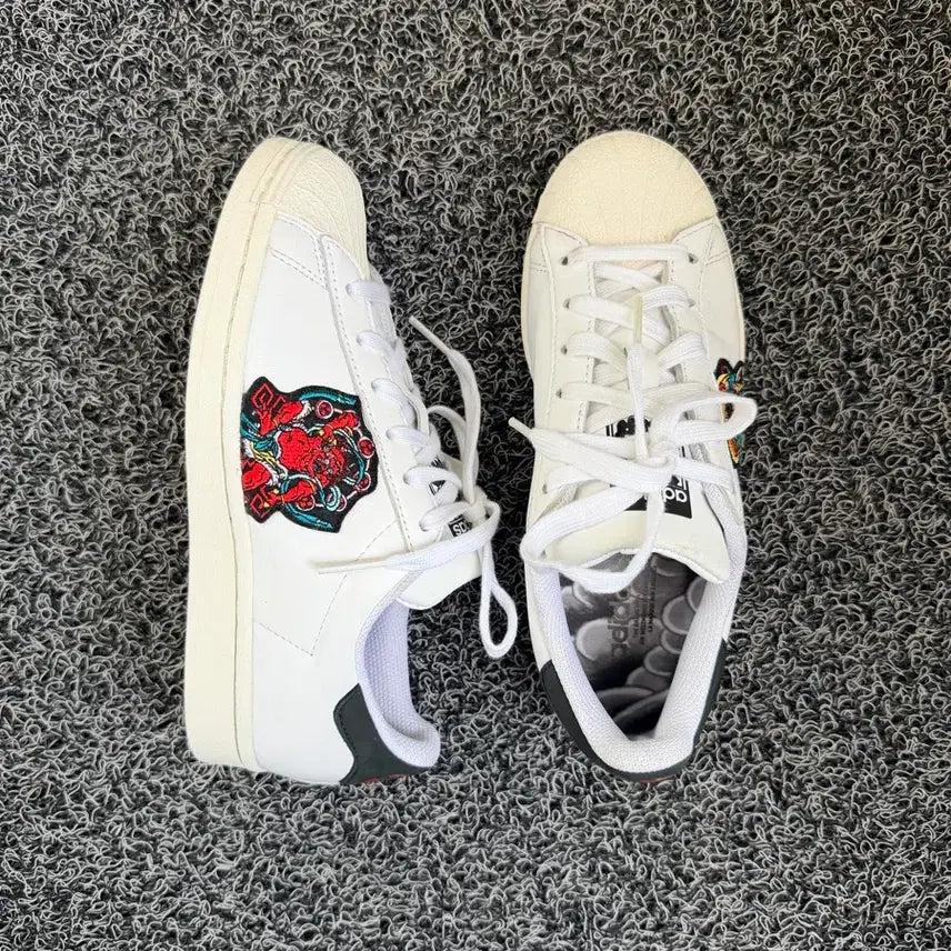 [BUNJANG] Adidas Superstar White Sneakers Custom Patch / 아디다스 흰색 스니커즈 커스텀 패치