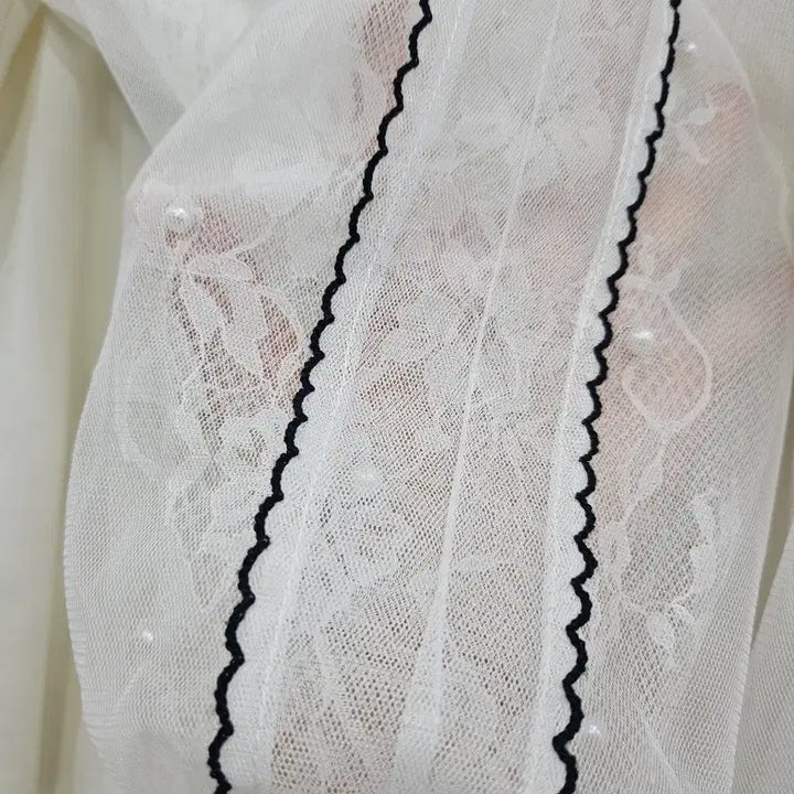 [SOLD OUT] satin 샤틴 이중 시스루 소매 니트
