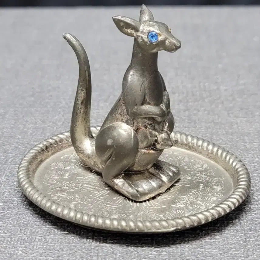[BUNJANG] Brass Kangaroo Sculpture / 백동 캥거루