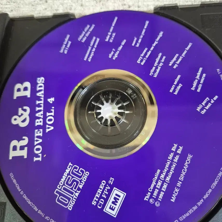 [BUNJANG] R&amp;B Love Ballads Vol. 4 Compilation CD / R&amp;B Love Ballads Vol 4 알앤비 발라드 컴필레이션 CD