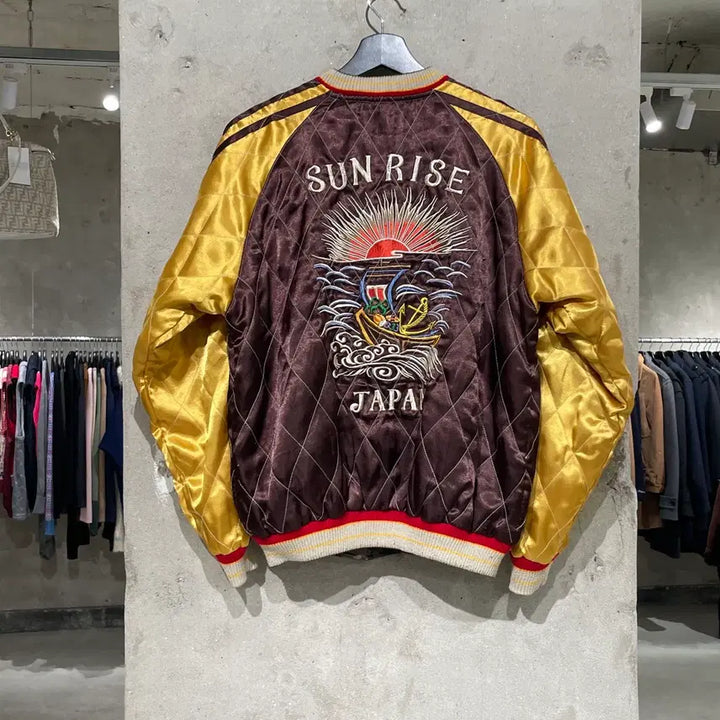 [BUNJANG] Dragonfly Tiger Sun Rise Reversible Souvenir Jacket / 드래곤 플라이 타이거 선 라이즈 수베니어 리버시블 자켓