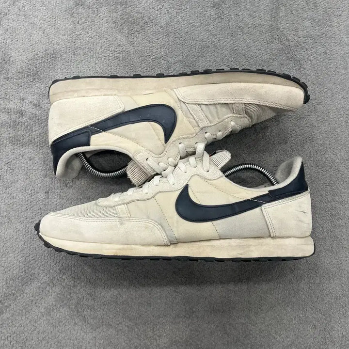 [BUNJANG] Nike Challenger OG Sneakers / 275 나이키 챌린저 OG 스니커즈