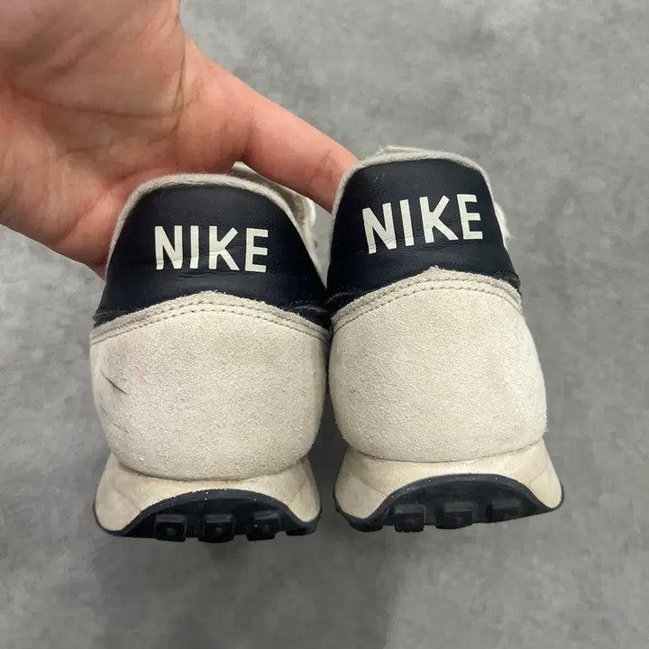[BUNJANG] Nike Challenger OG Sneakers / 275 나이키 챌린저 OG 스니커즈