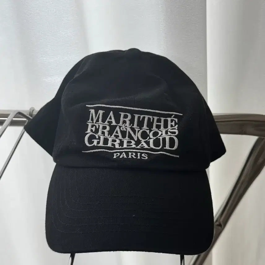 [SOLD OUT] 마리떼 모자 블랙 색상