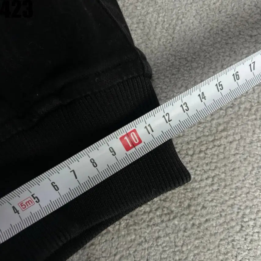 [SOLD OUT] 내셔널지오그래픽 블랙 카고 조거팬 m