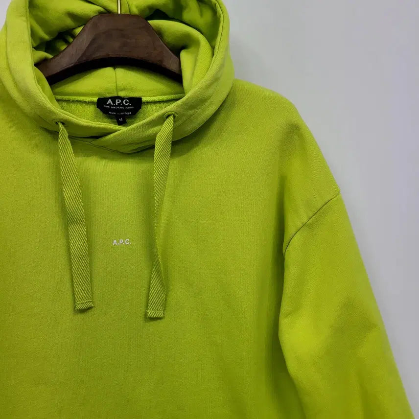 [BUNJANG] A.P.C Lime Larry Logo Hoodie (M) / A.P.C 아페쎄 라임 래리 로고 후드/남여공용/M/앨리스/1099