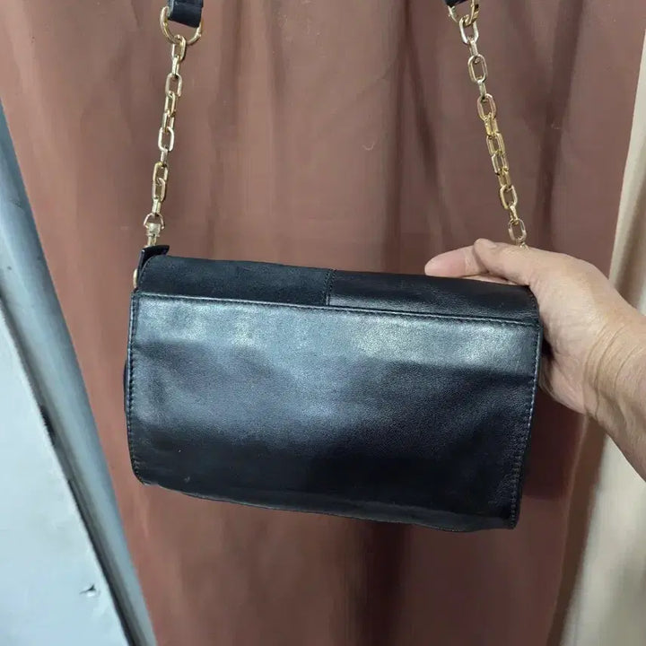 [BUNJANG] Tory Burch Leather Chain Crossbody Bag / 토리버치 블랙 가죽 체인 크로스백
