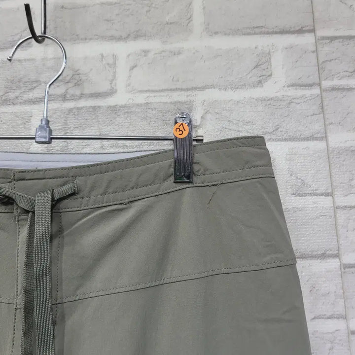 [SOLD OUT] ㅈ37 마운틴하드웨어 팬츠 28
