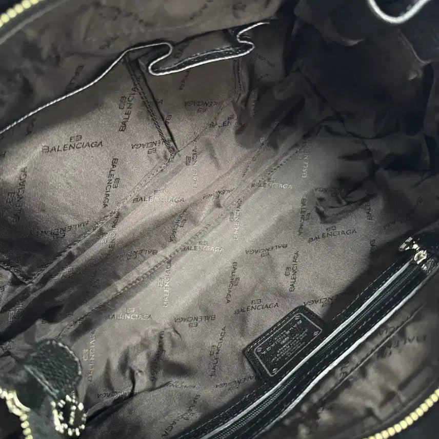 [BUNJANG] Balenciaga BB Silver Logo Leather Tote Bag / 발렌시아가 BB은장 로고 레더 토트백