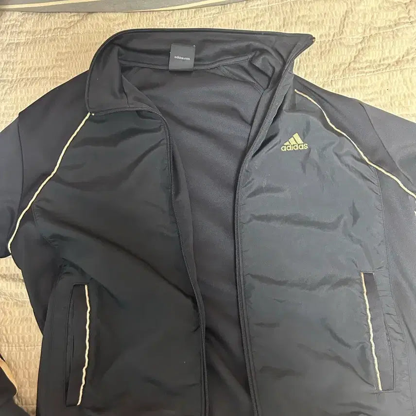 [BUNJANG] Adidas Black Training Jacket / 아디다스 블랙 트레이닝 자켓
