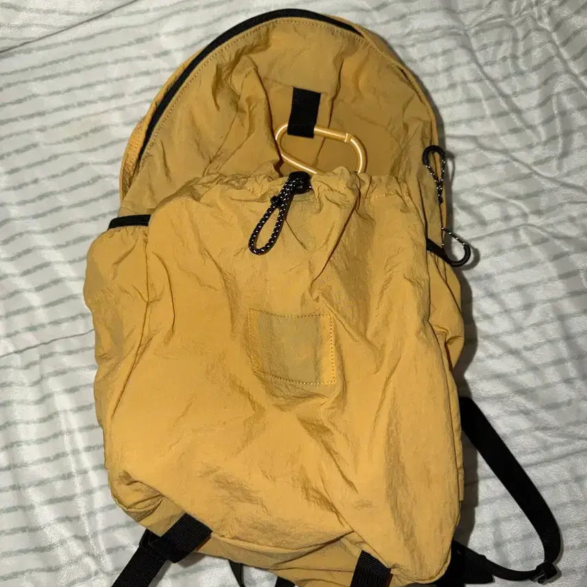 [BUNJANG] Ememo Garden Backpack 75L / 에메모가든 백팩 개나리 75L