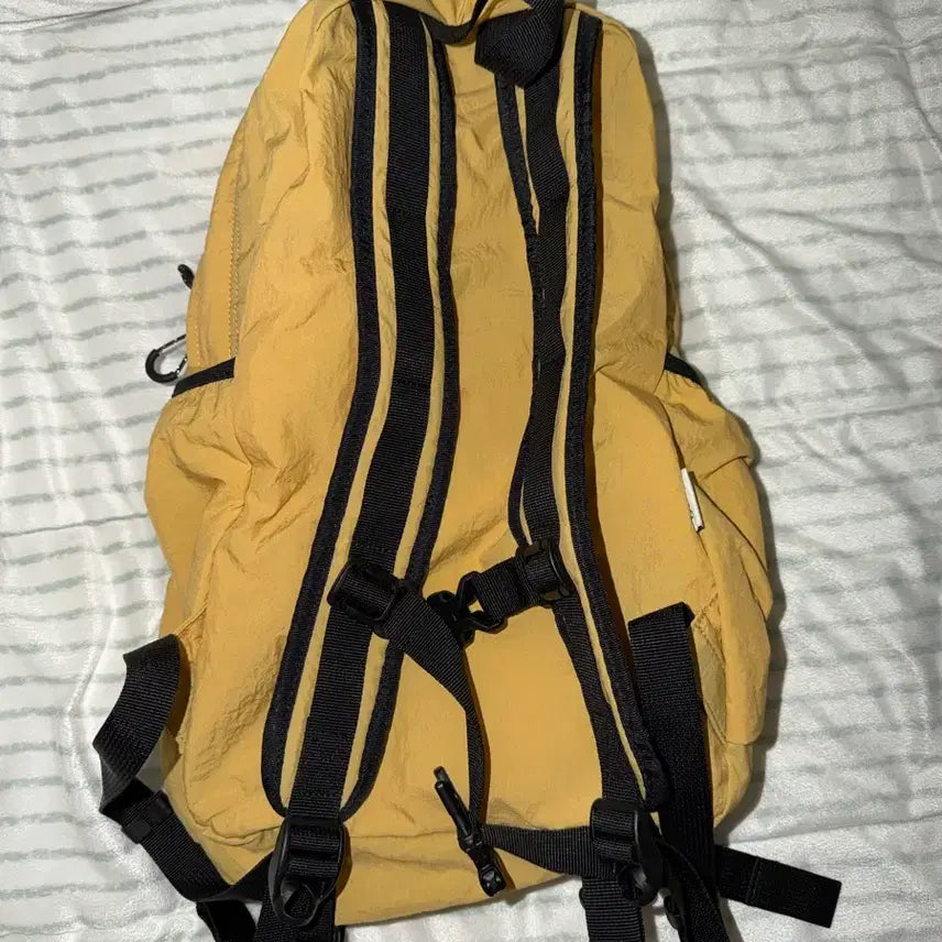 [BUNJANG] Ememo Garden Backpack 75L / 에메모가든 백팩 개나리 75L