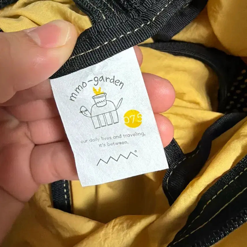 [BUNJANG] Ememo Garden Backpack 75L / 에메모가든 백팩 개나리 75L
