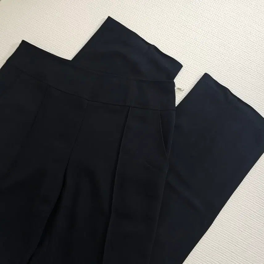 [BUNJANG] Simple Side Zipper Slacks - M Size / 
