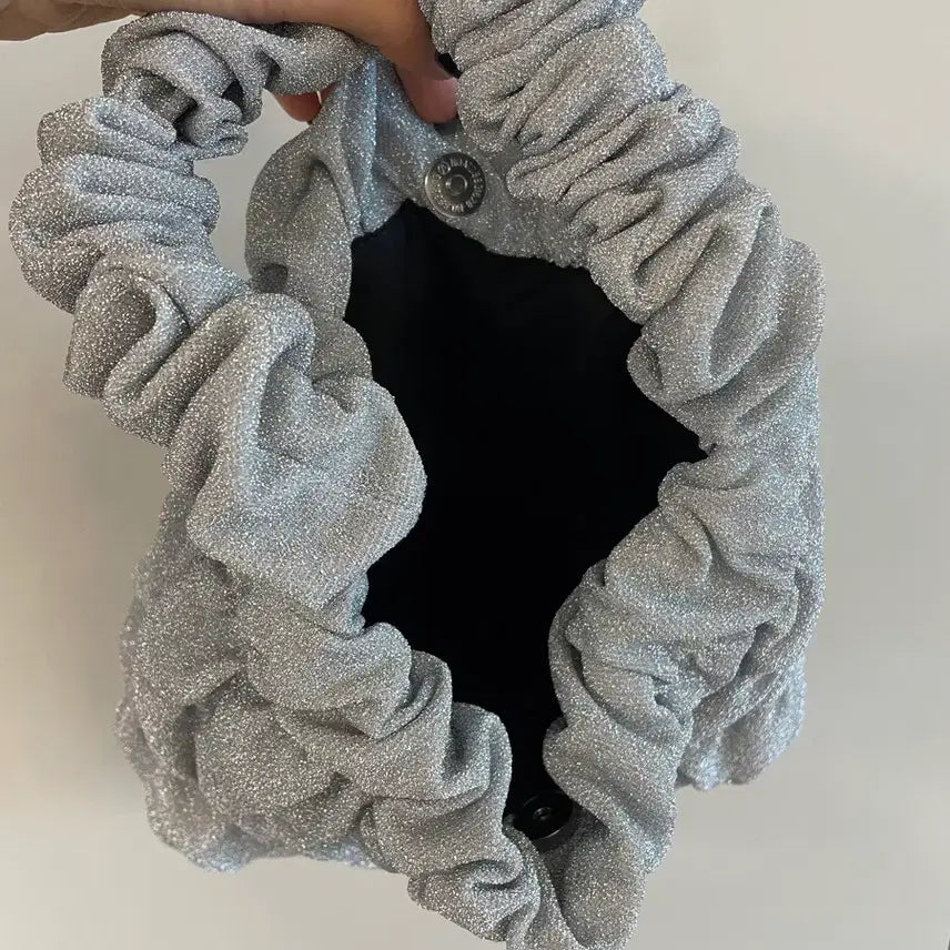 [BUNJANG] Pearl Silver Ruched Shoulder/Tote Bag / 펄실버 셔링숄더백겸토트백(촬영만함