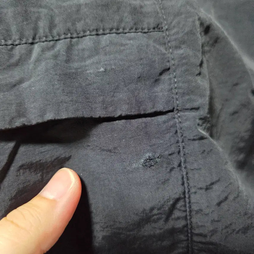 [BUNJANG] Discovery Black Woven Training Pants / 디스커버리 블랙 우븐 트레이닝 팬츠 32 26042413